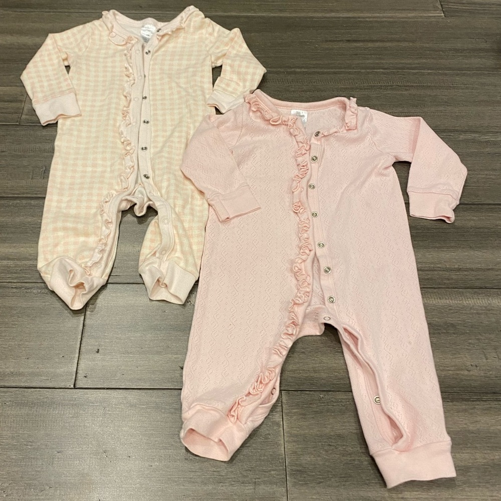 Baby girl onesies size 12 months pink and white - Picture 5 of 12